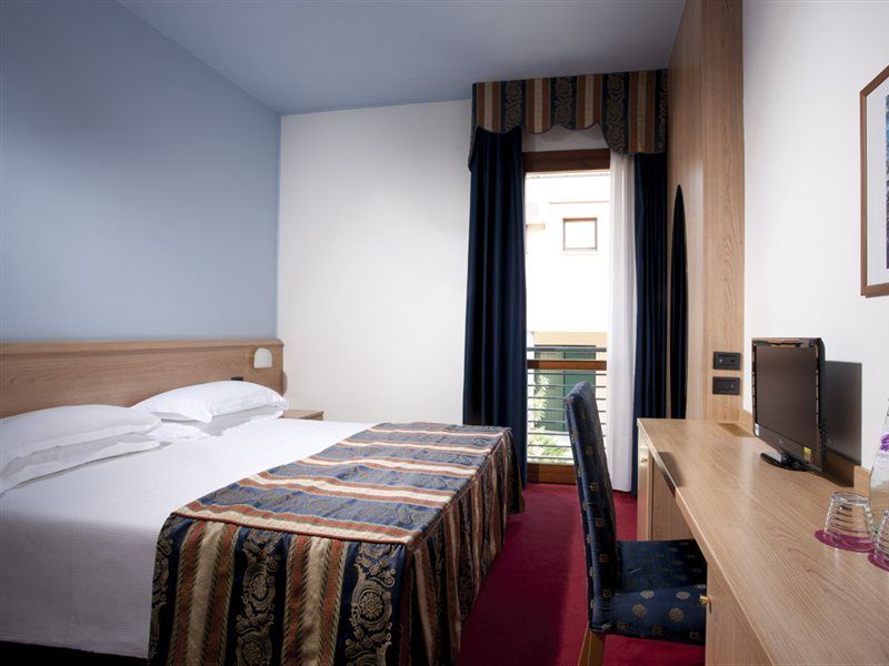 Best Western Titian Inn Hotel Venice Airport Tessera Zewnętrze zdjęcie
