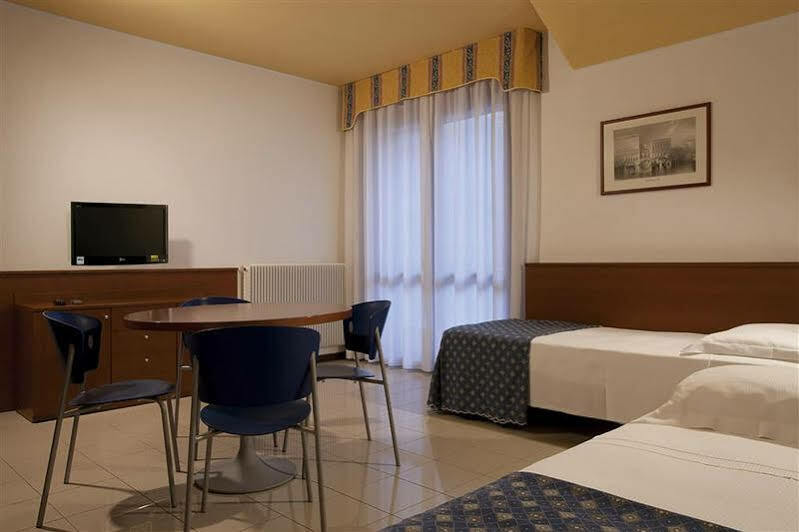 Best Western Titian Inn Hotel Venice Airport Tessera Zewnętrze zdjęcie